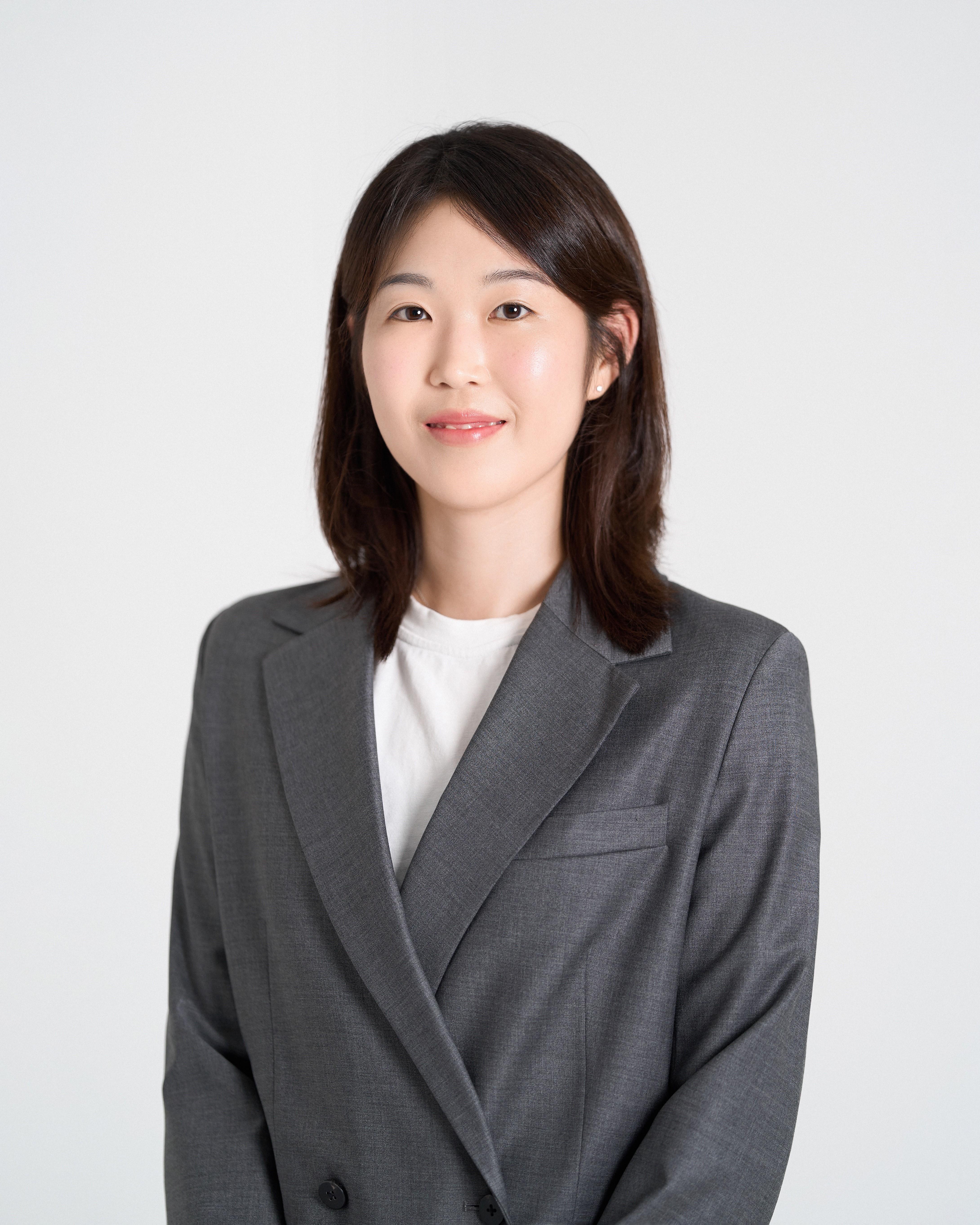 Hwa Young KIM